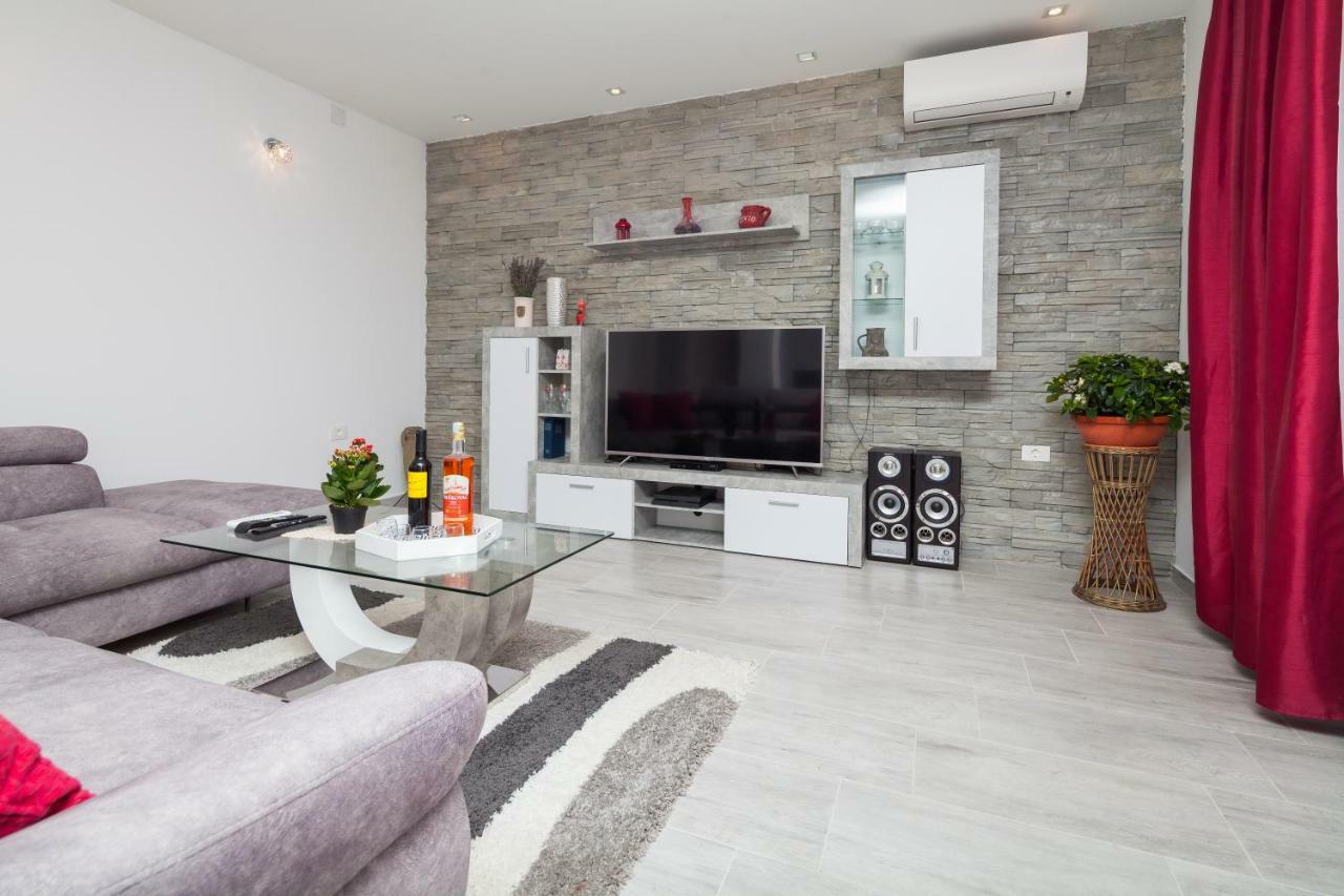 Apartament New Brend App Matija Pinezici  Zewnętrze zdjęcie