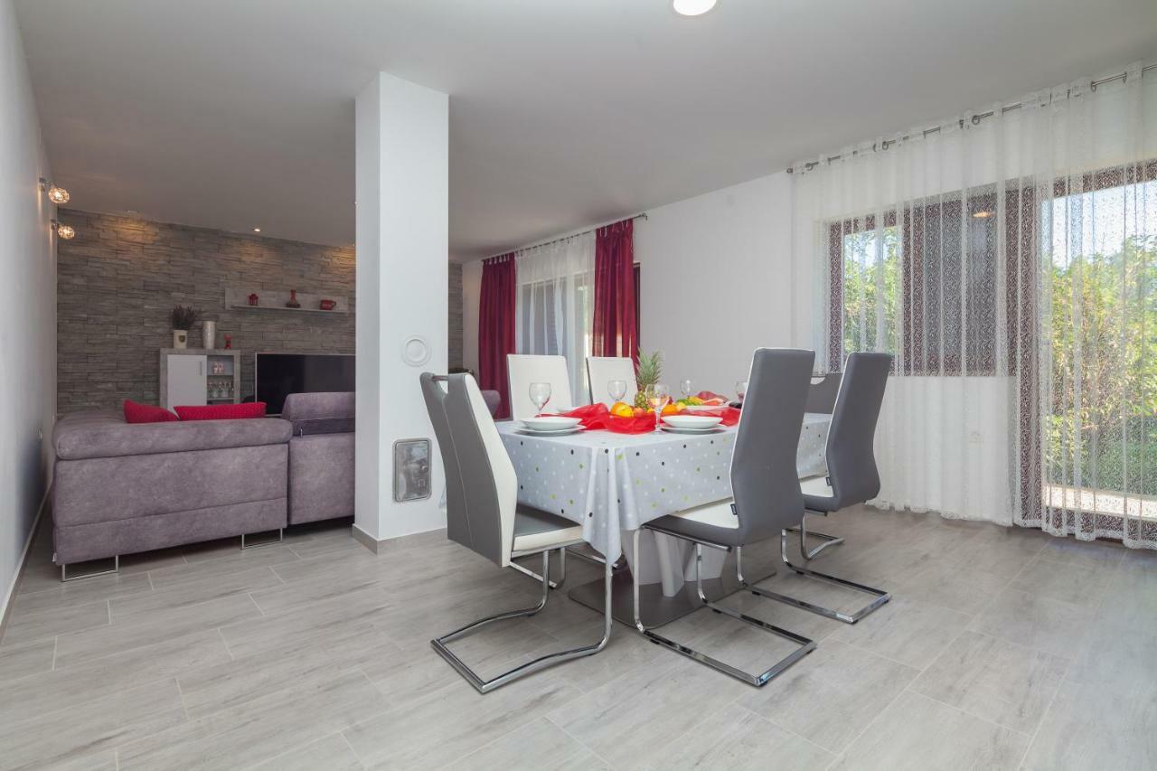Apartament New Brend App Matija Pinezici  Zewnętrze zdjęcie